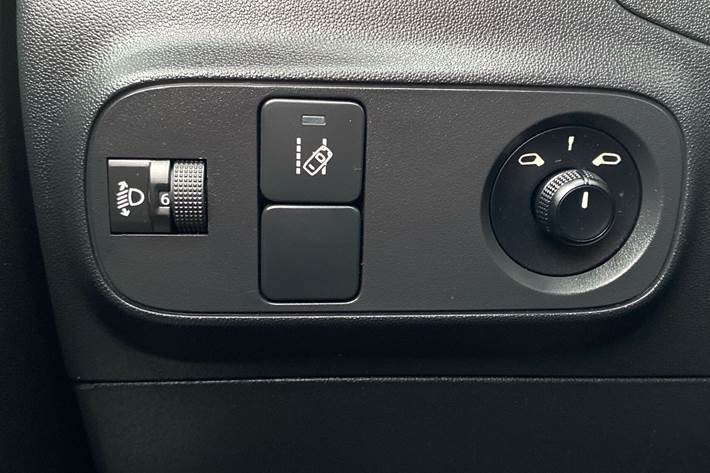 Grå Citroën C3 fra 2017