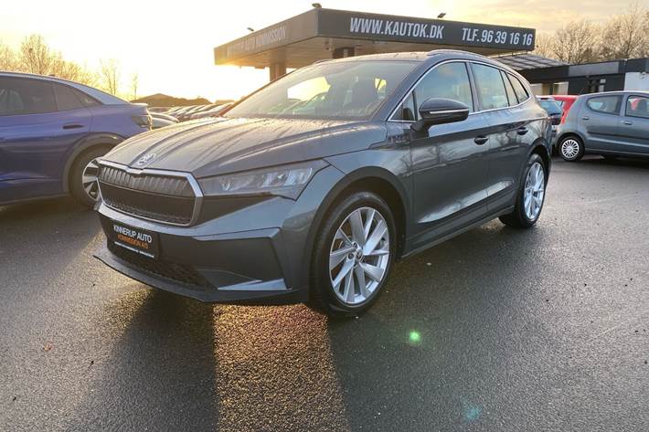 Grå Skoda Enyaq fra 2021