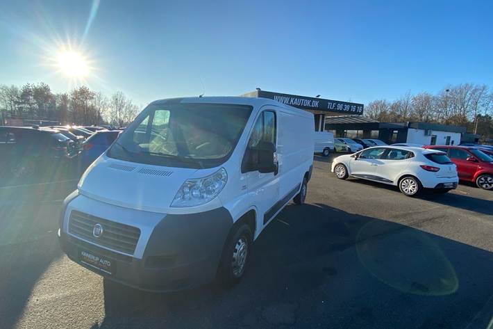 Hvid Fiat Ducato fra 2013