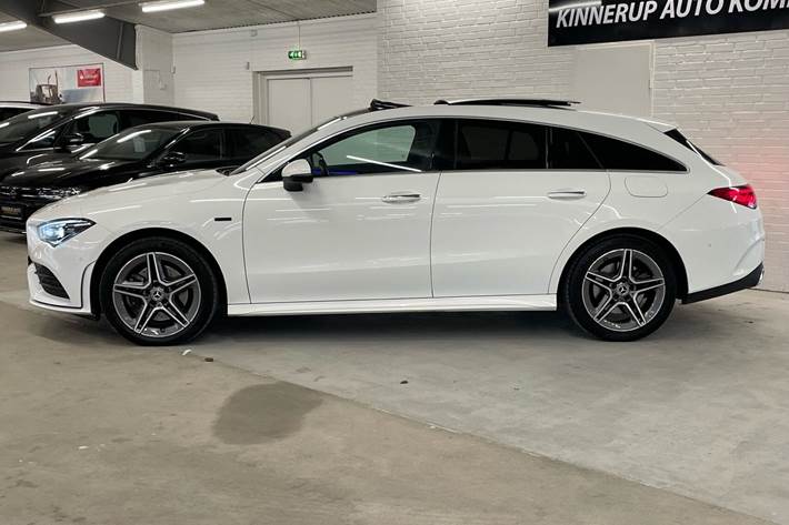 Hvid Mercedes CLA250 e fra 2021