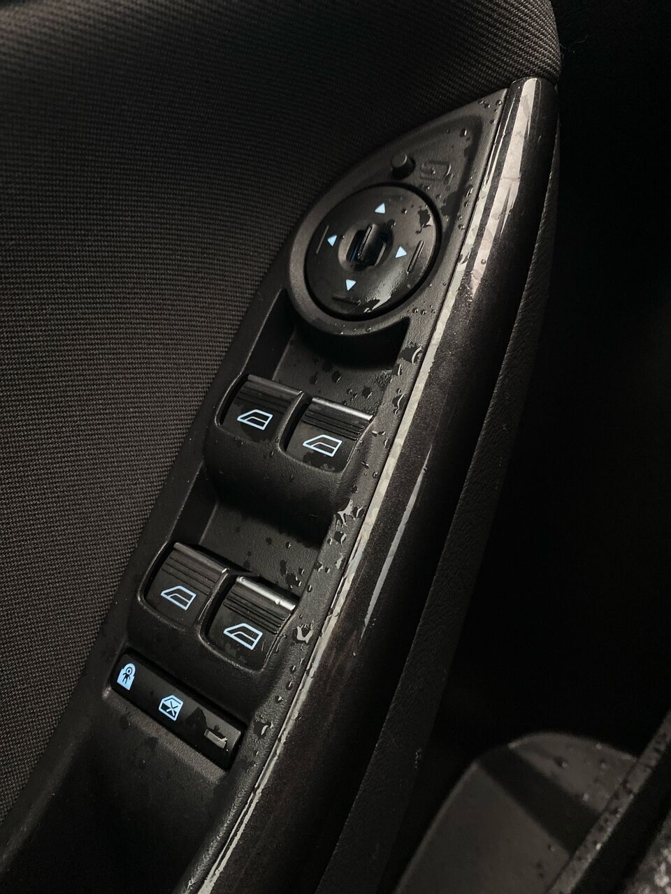 Blå Ford Focus fra 2017