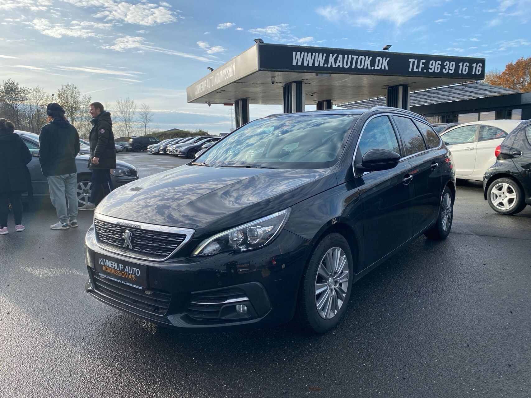Peugeot 308 1,6 SW BlueHDi Allure Sky 120HK Stc 6g
