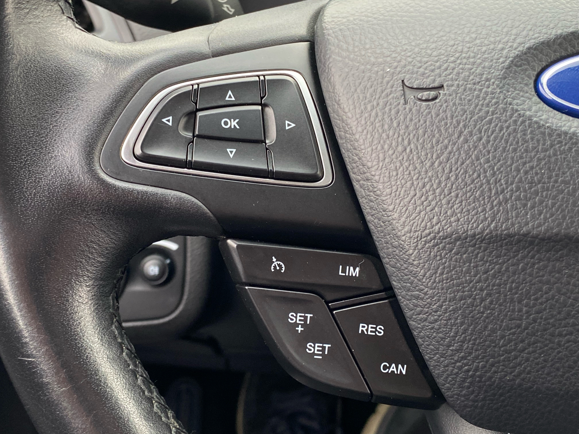 Sort Ford C-MAX fra 2015