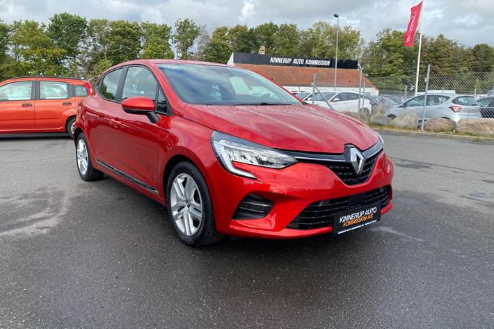 Rød Renault Clio fra 2019