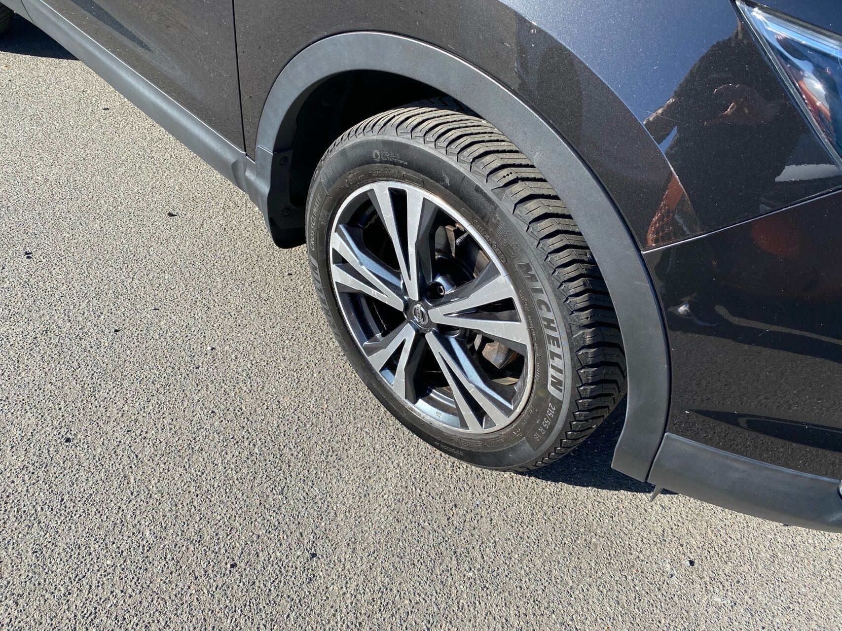 Sort Nissan Qashqai fra 2016