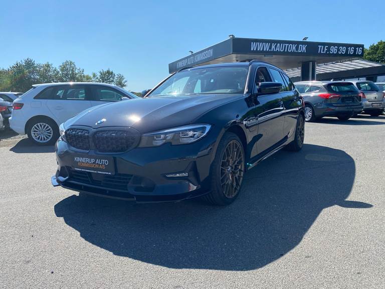 BMW 330e 2,0 Touring Plugin-hybrid Sport Line Steptronic 292HK Stc 8g Aut.