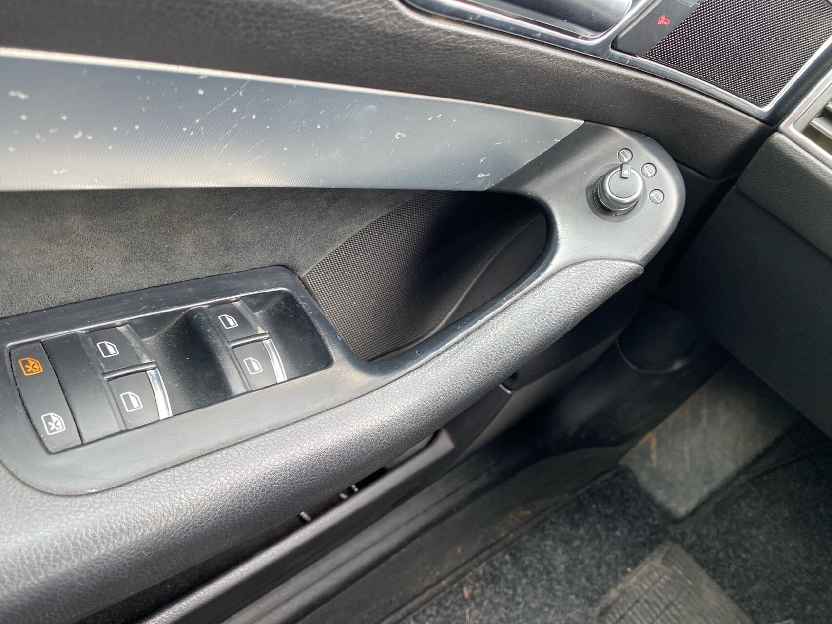 Sort Audi A6 fra 2005