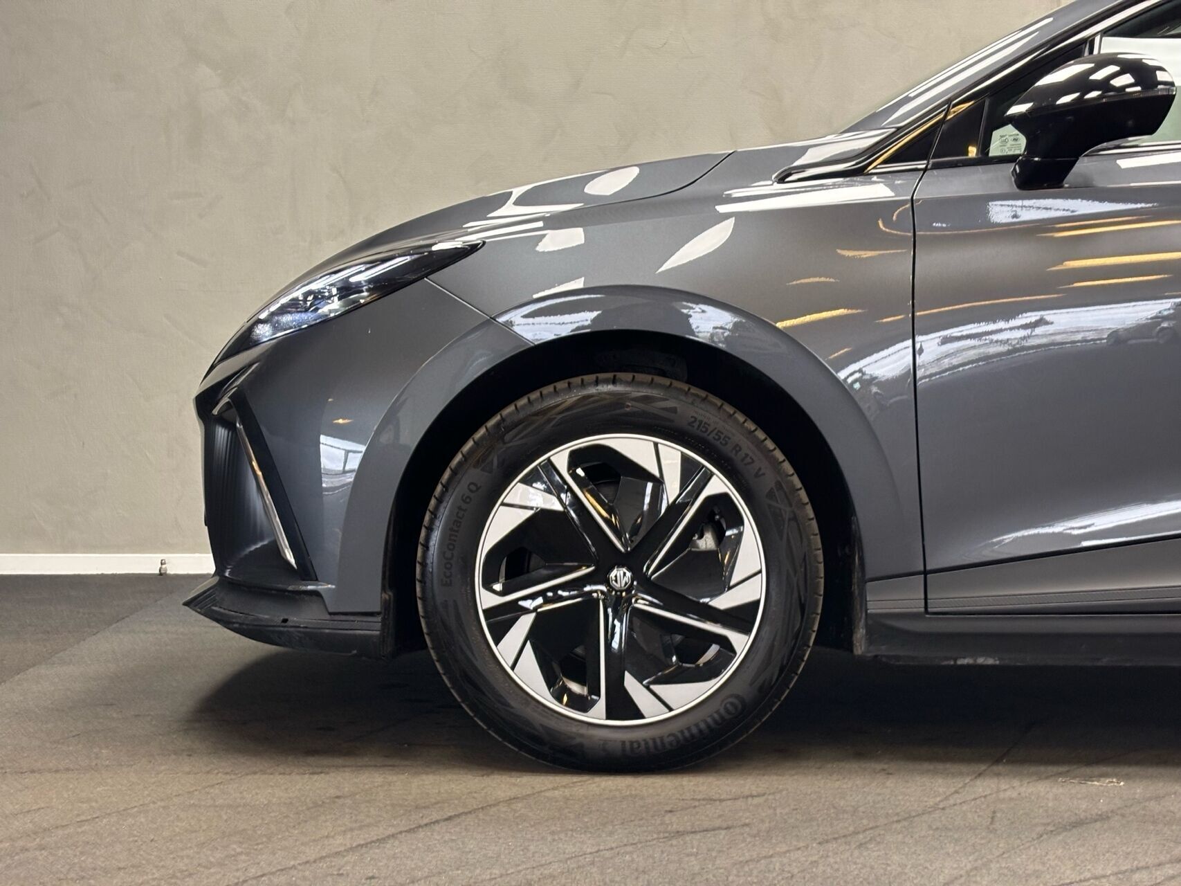 MG MG4 Electric EL Luxury Long Range 204HK 5d Aut.