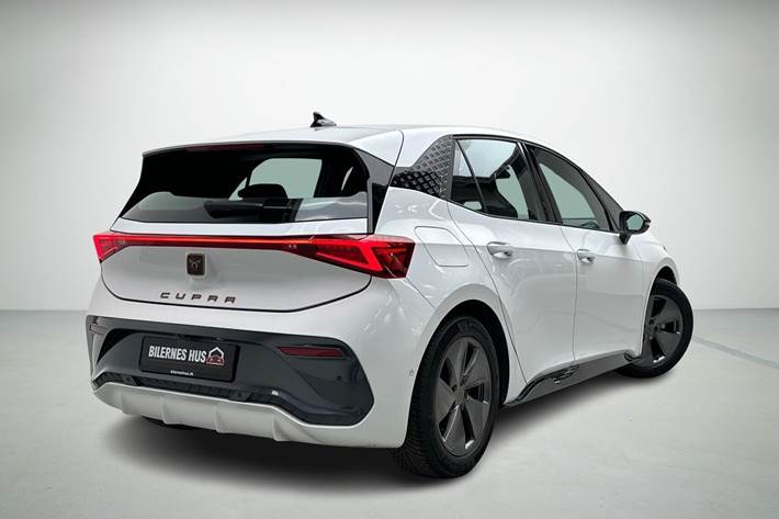 Hvid Cupra Born fra 2022