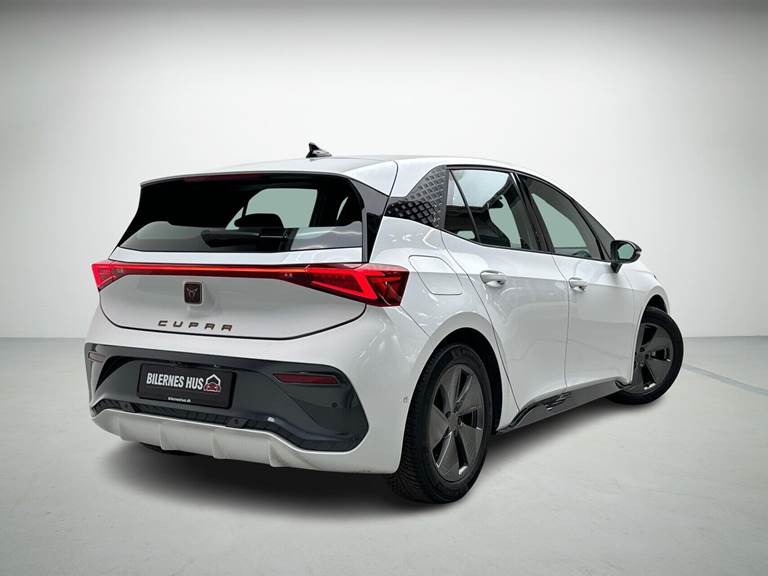 Cupra Born EL e-Boost 231HK 5d Aut.