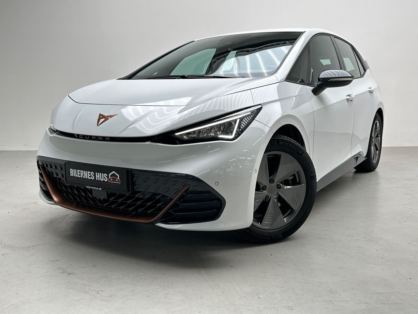 Hvid Cupra Born fra 2022