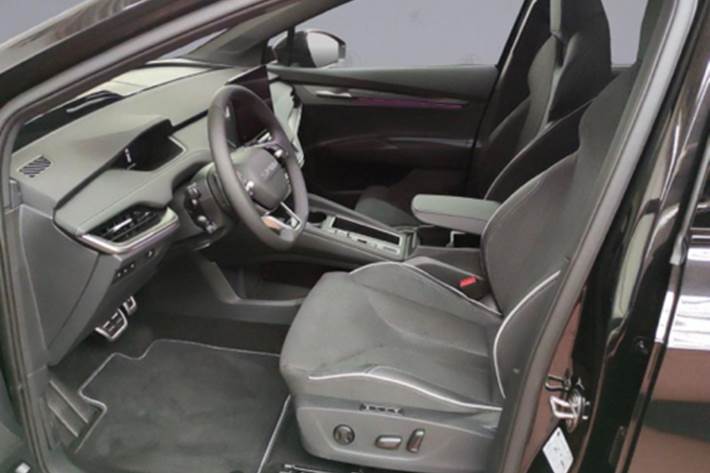 Sort Skoda Enyaq fra 2025