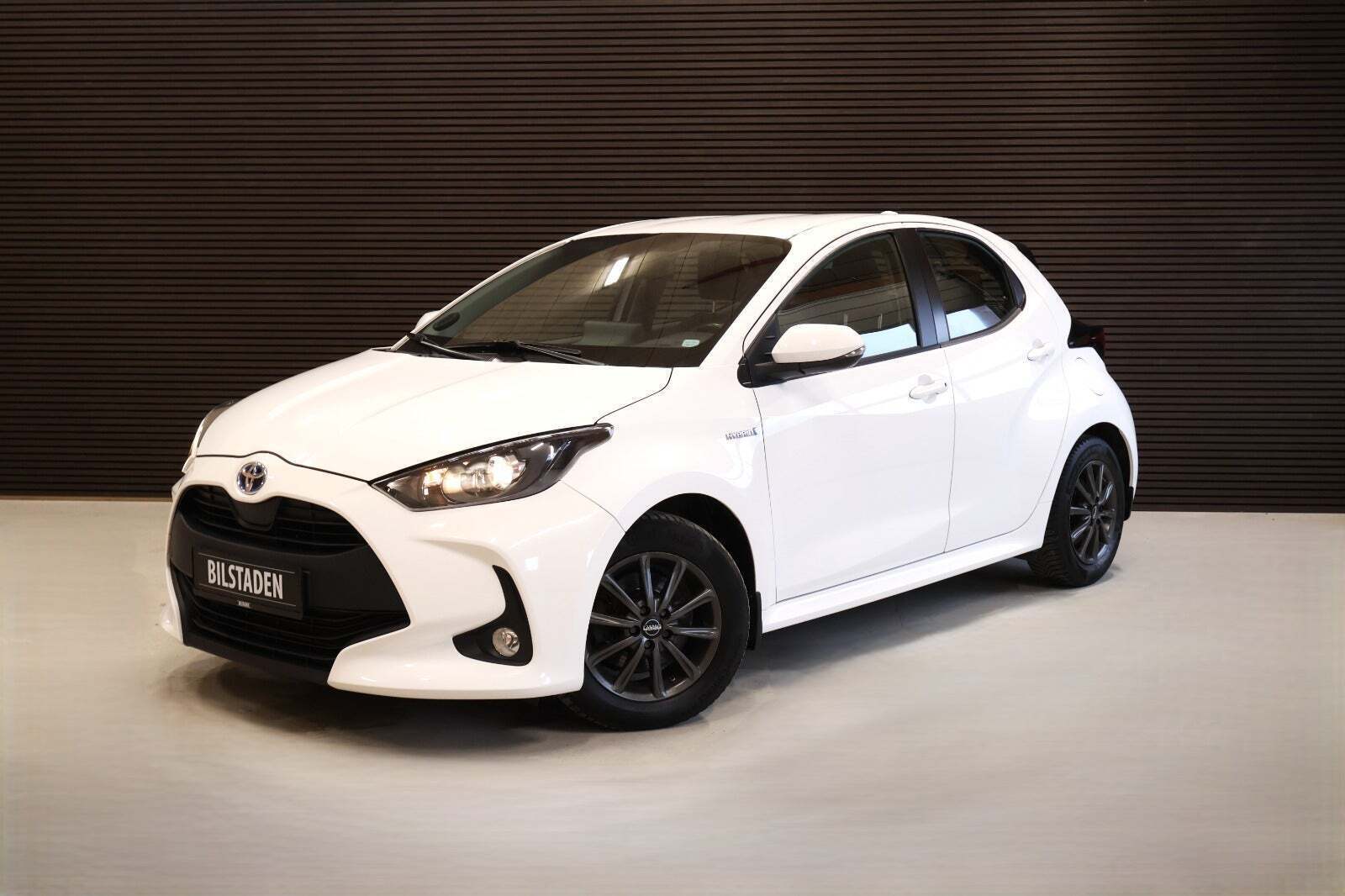 Toyota Yaris 1,5 Hybrid H3 e-CVT