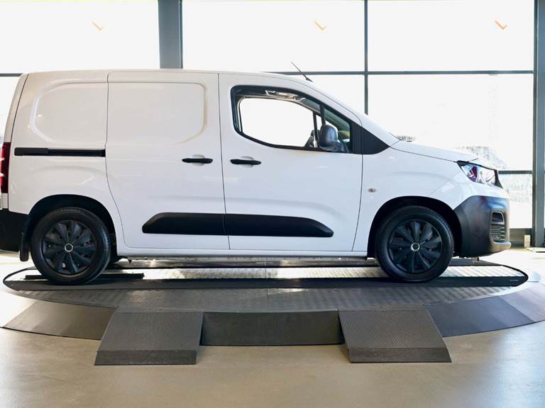 Peugeot Partner 1,5 BlueHDi 100 L1V1 Zap Van