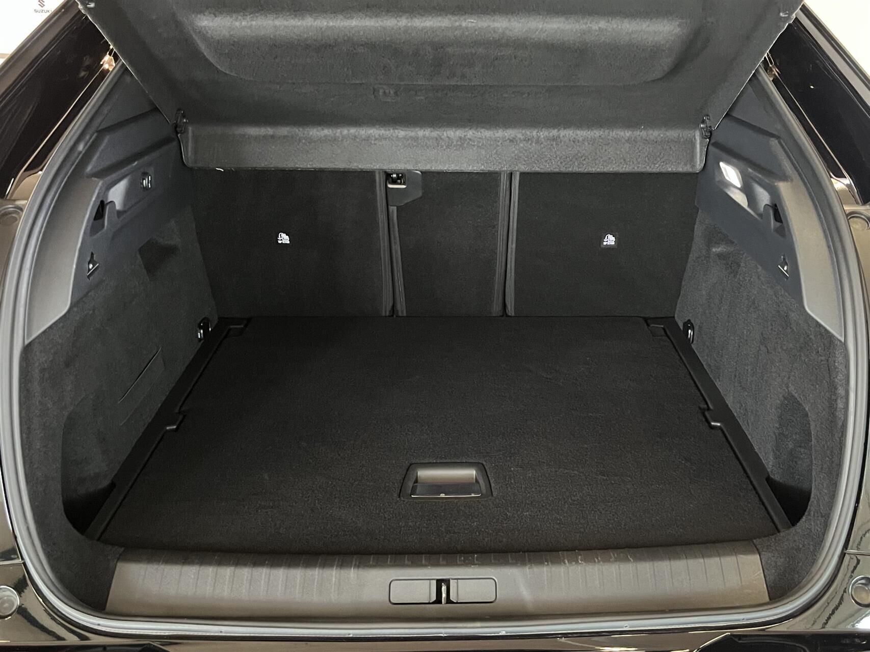 Peugeot e-3008 EL GT Pack 210HK 5d Aut.