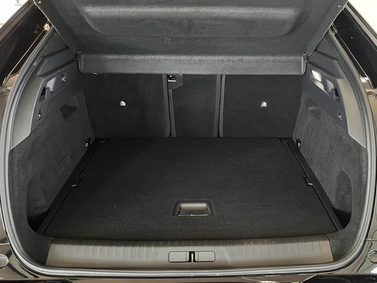 Peugeot e-3008 EL GT Pack 210HK 5d Aut.