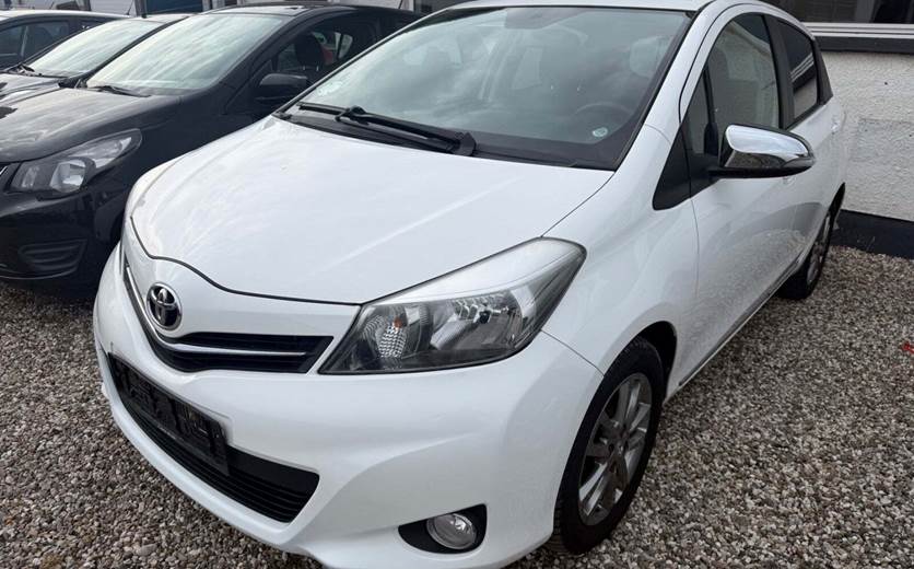 Toyota Yaris 1,0 VVT-i T2 Style