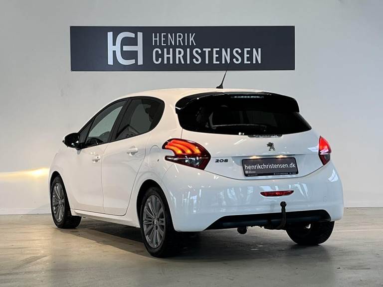 Peugeot 208 1,2 PureTech Like+ 82HK 5d