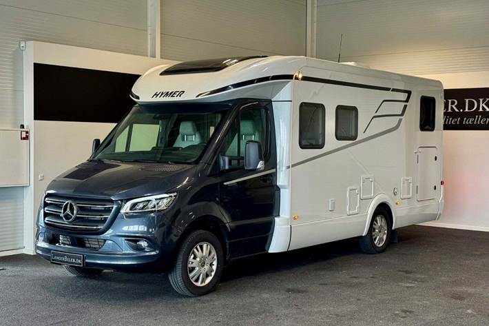 Hvid Mercedes Hymer fra 2023