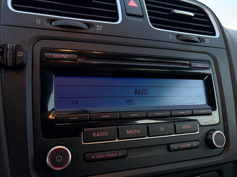 VW Golf VI 1,6 TDi 105 Comfortline BMT