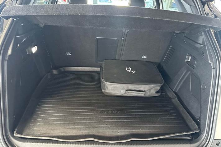 Hvid Peugeot 3008 fra 2020