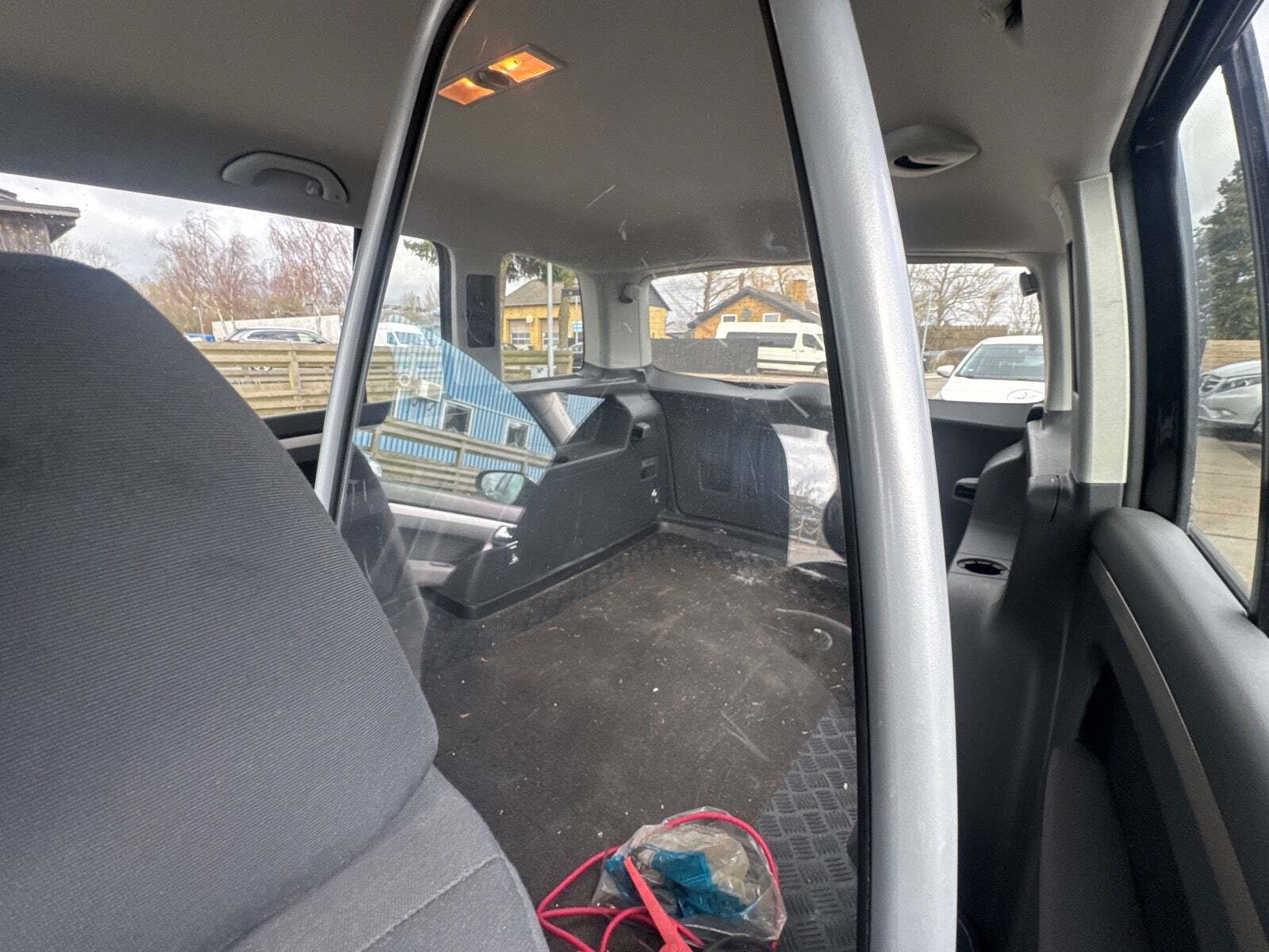 VW Touran 1,4 TSi 140 Conceptline DSG Van