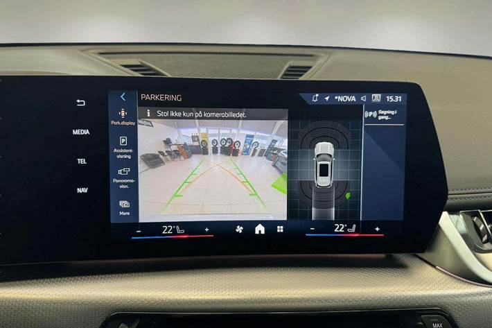 Hvid BMW iX1 fra 2024