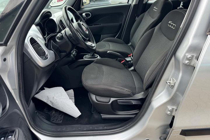 undefined Fiat 500L Wagon fra 2018 set indefra