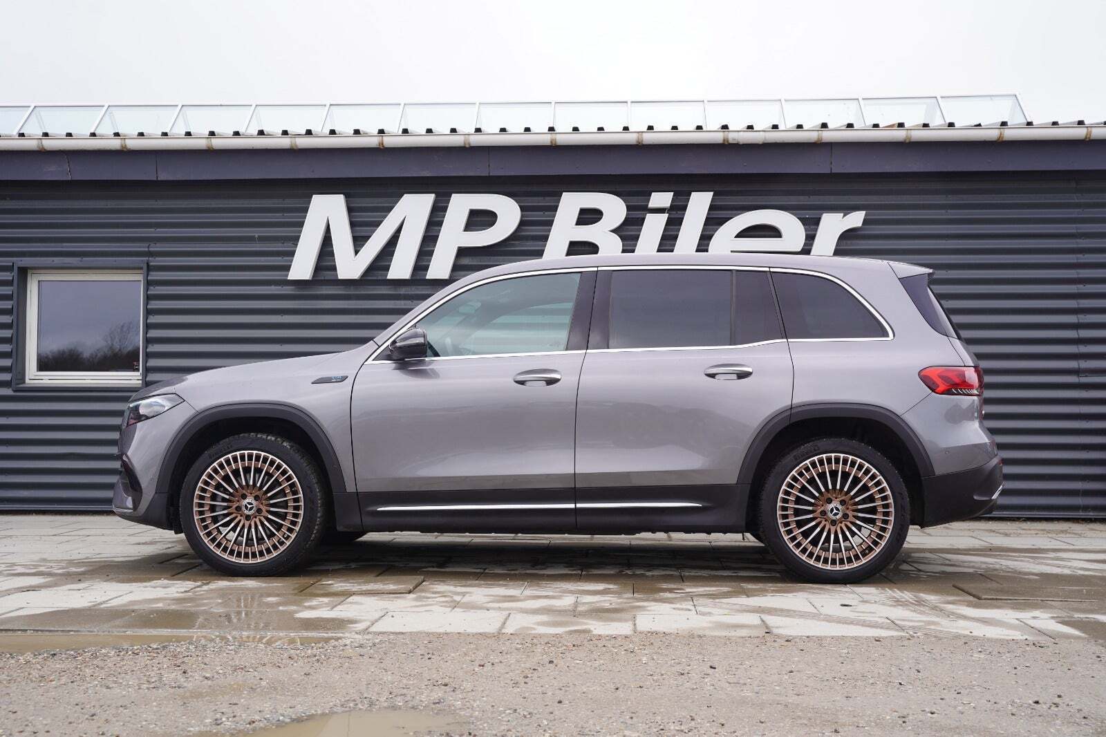 Mercedes EQB300 AMG Line 4Matic