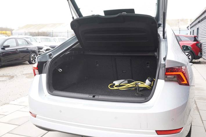 Sølv Skoda Octavia fra 2022