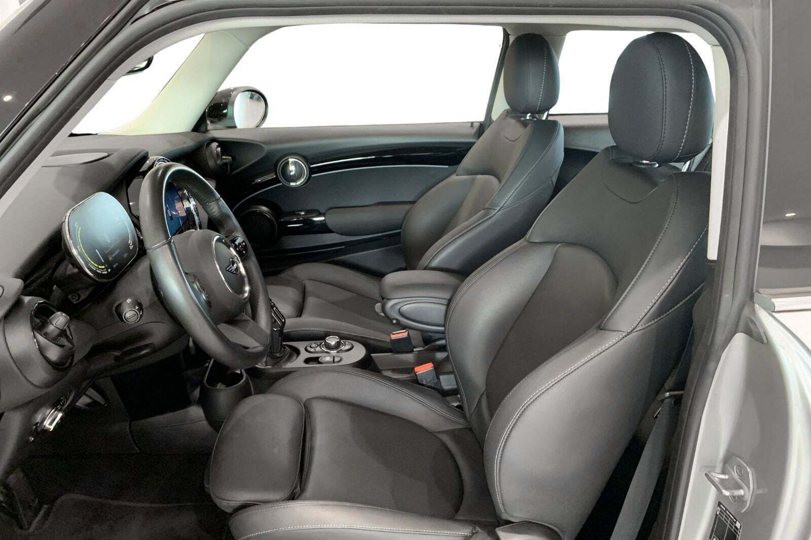 Mini Cooper SE Essential