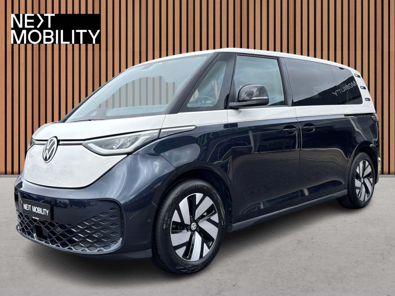 VW ID.Buzz 77 Pro SWB