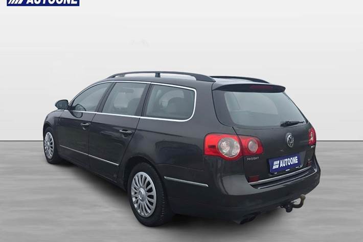 Sort VW Passat fra 2007