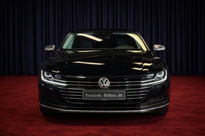 Sort VW Arteon fra 2018