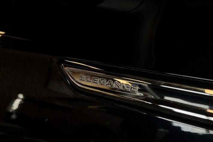 Sort VW Arteon fra 2018