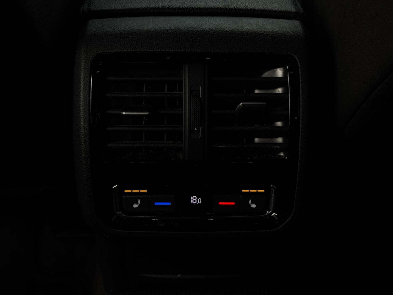 Sort VW Arteon fra 2018