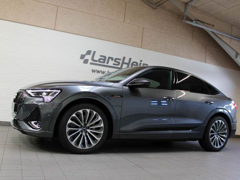 Audi e-tron 55 S-line Sportback quattro