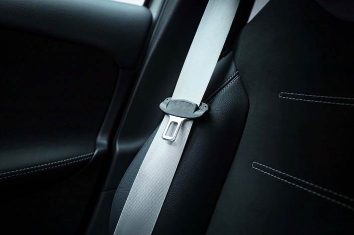 Grå Mercedes A200 d fra 2025