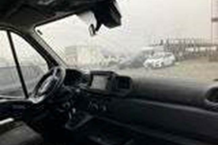 Grøn Renault Master IV T35 fra 2023