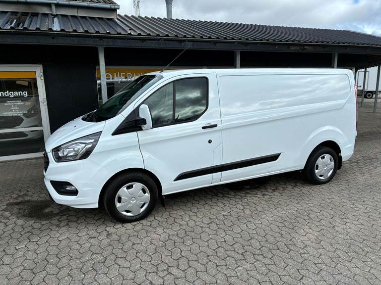 Ford Transit Custom 320 L2 2,0 TDCi 130 Trend