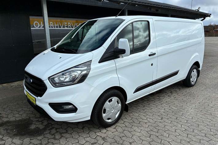 Hvid Ford Transit Custom 320 L2 fra 2019