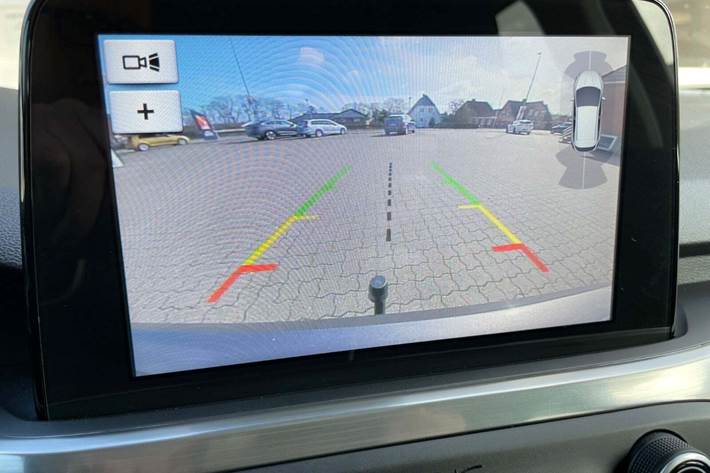 Grå Ford Focus fra 2019