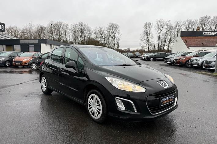 Sort Peugeot 308 fra 2012