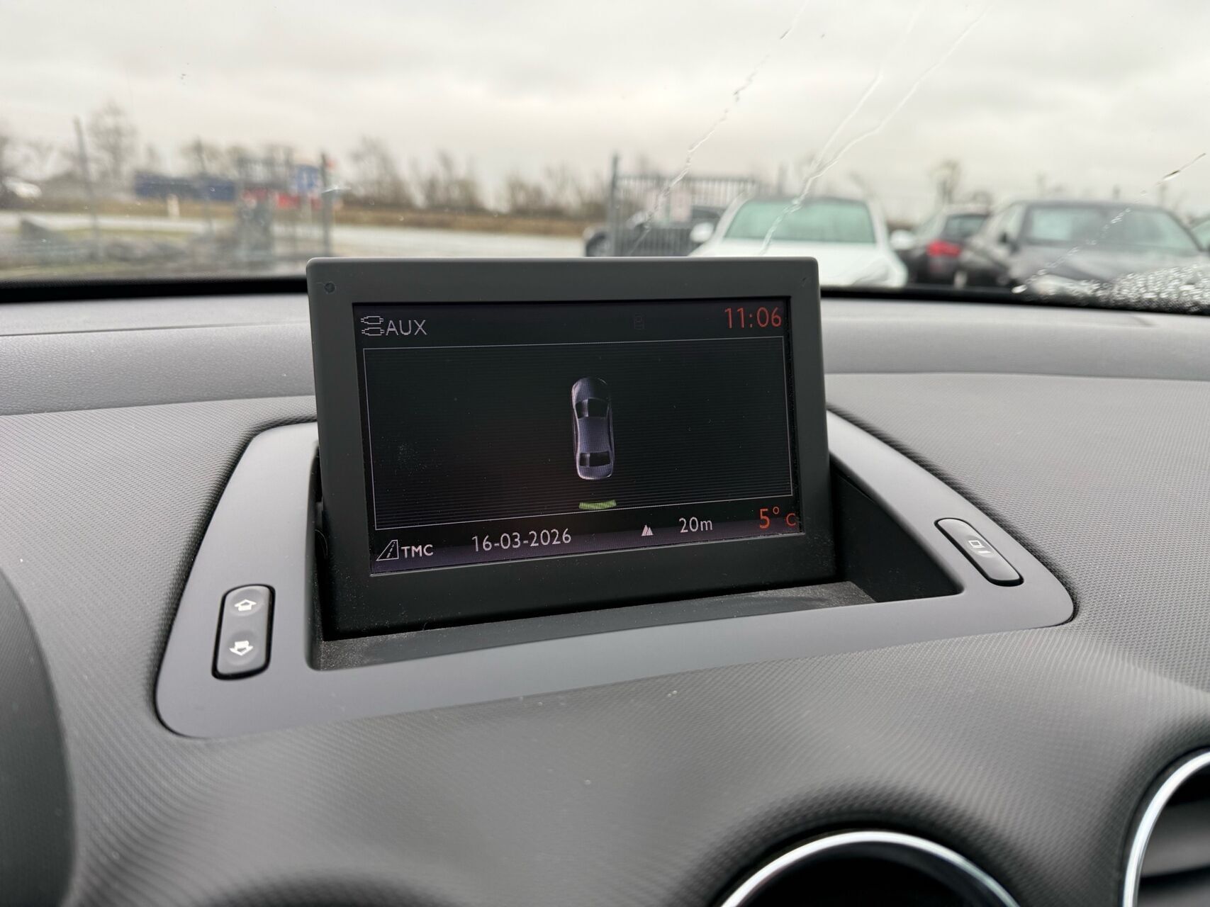 Sort Peugeot 308 fra 2012