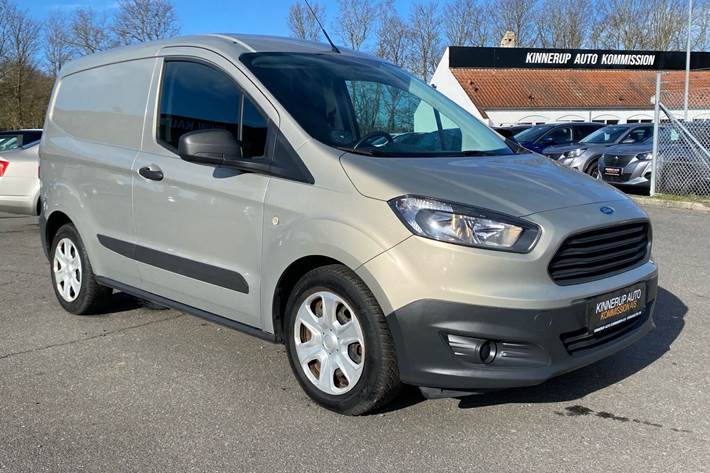 undefined Ford Transit Courier fra 2017