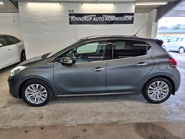 Peugeot 208 1,6 BlueHDi Allure Sky 100HK 5d