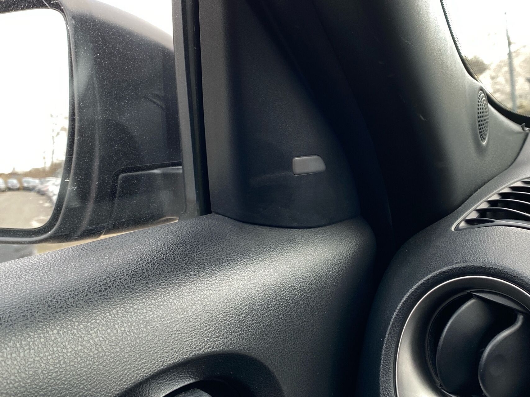 Sort Nissan Juke fra 2015