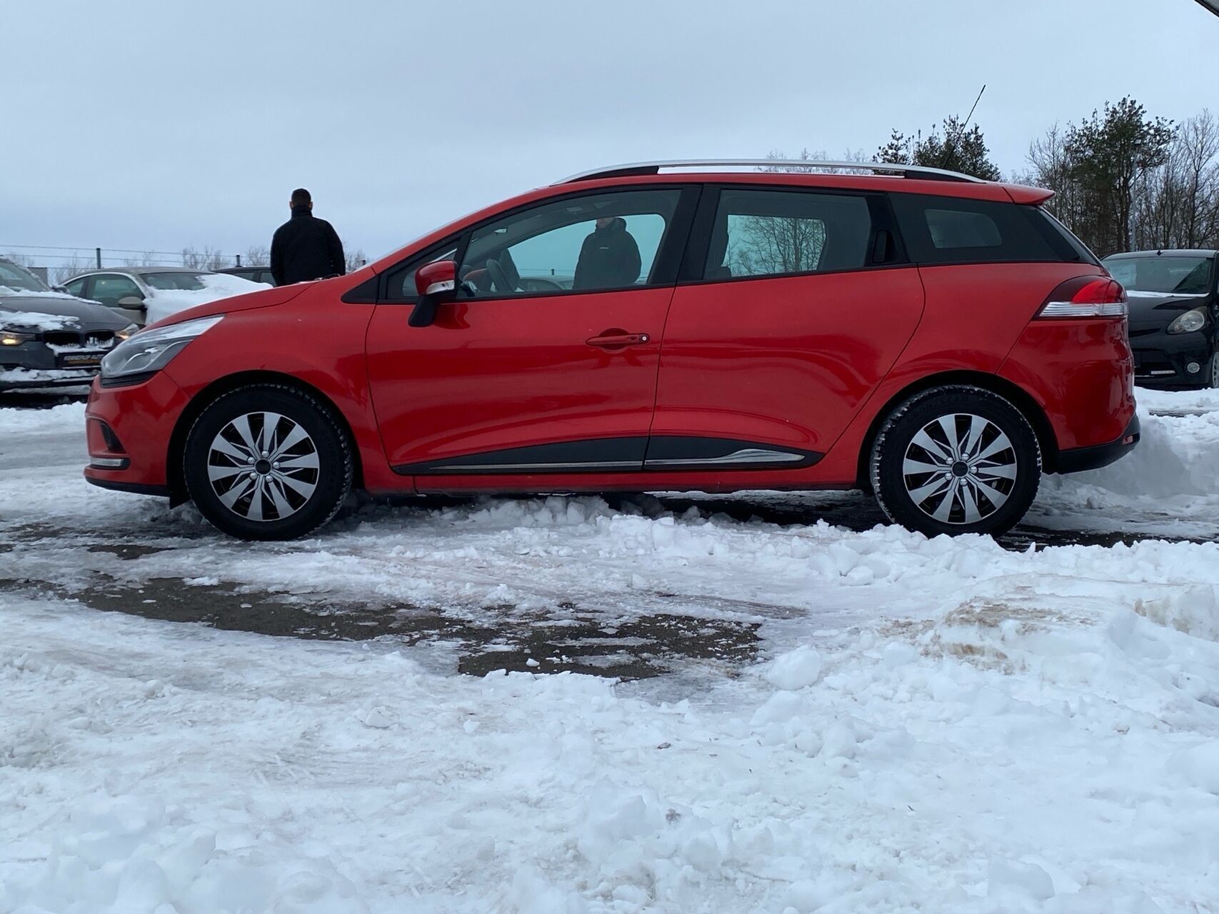 Rød Renault Clio fra 2019