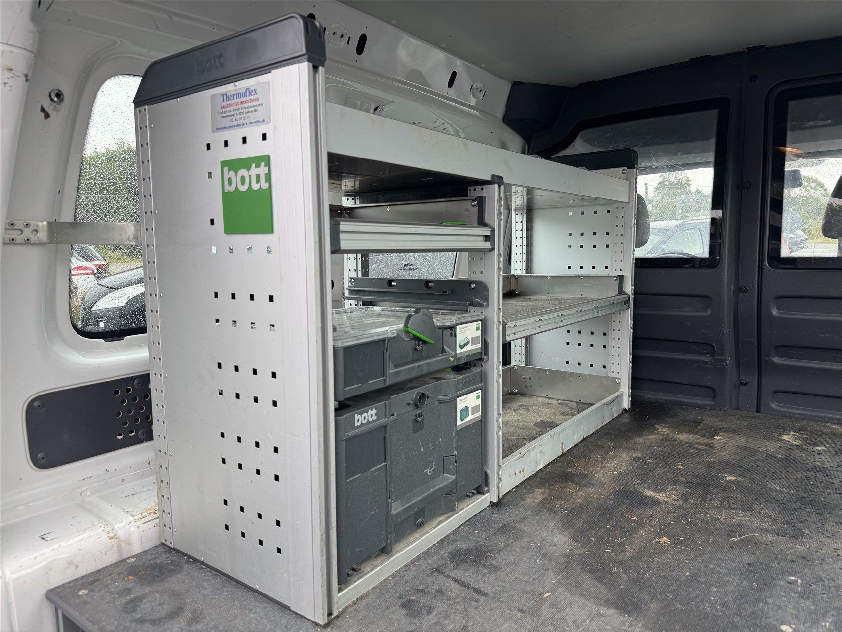 Hvid VW Caddy fra 2014