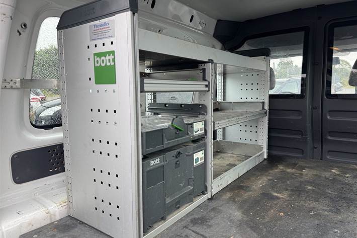 Hvid VW Caddy fra 2014